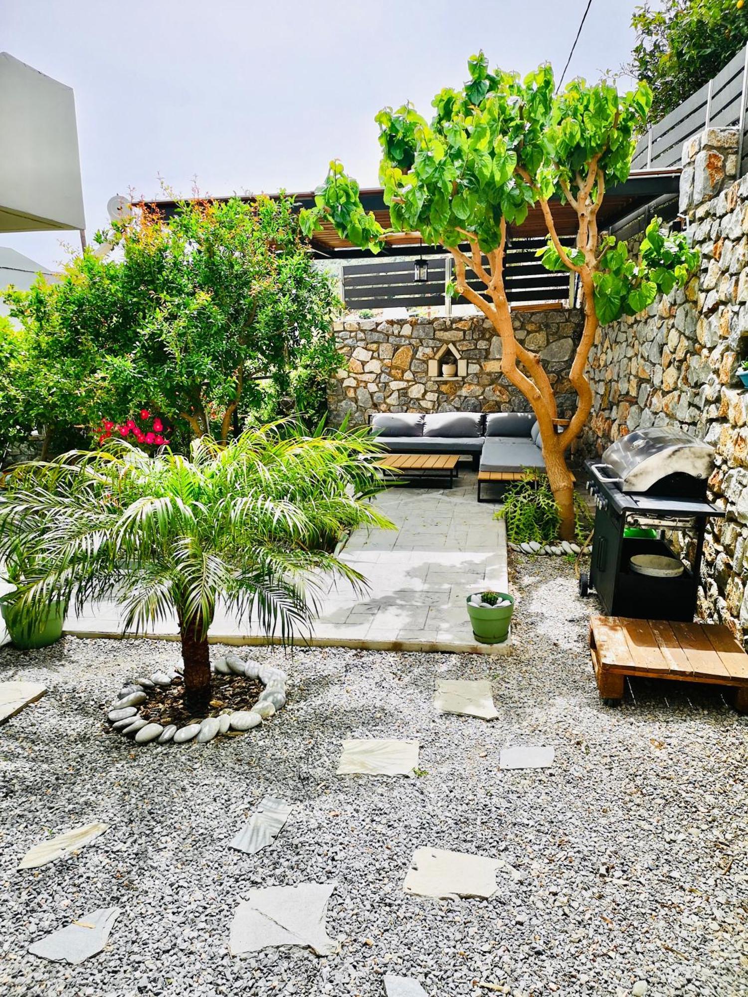 Spacious Maistrali Villa, Private Pool & Garden روداكينو المظهر الخارجي الصورة