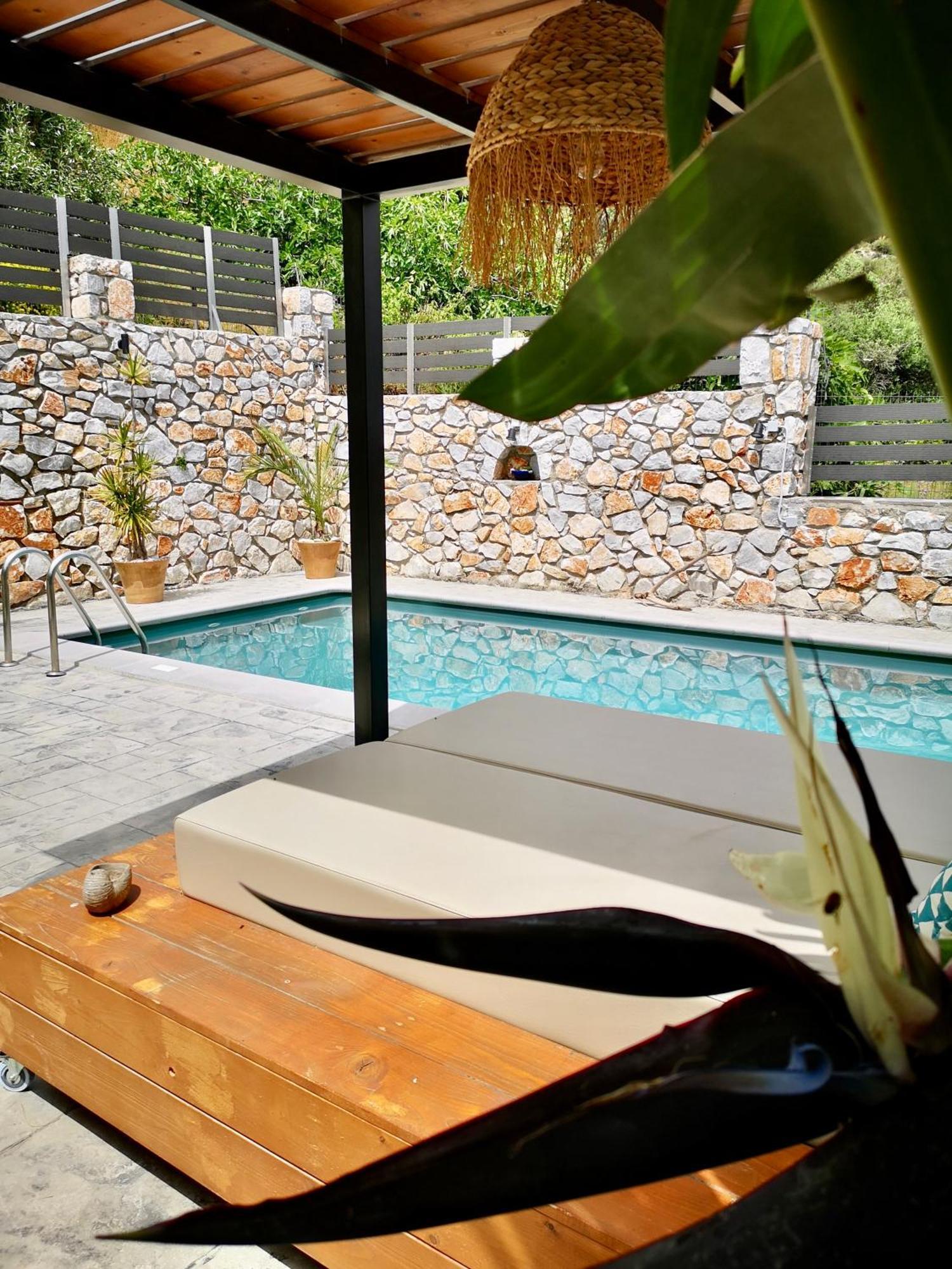 Spacious Maistrali Villa, Private Pool & Garden روداكينو المظهر الخارجي الصورة